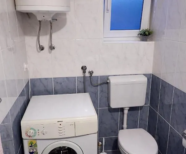 Apartment Nelamore - Krk Town, 300 Meters To The Krk Town