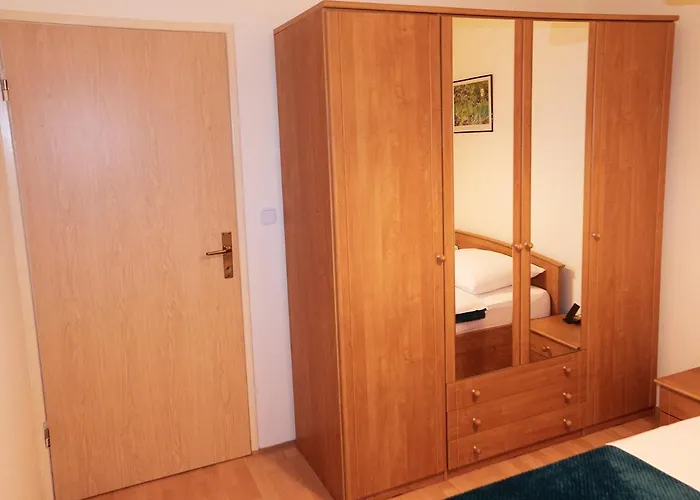 Apartment Nelamore - Krk Town, 300 Meters To The Krk Town