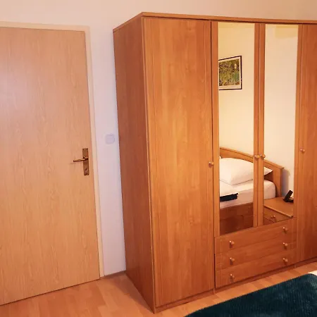 Apartman Nelamore - Krk Town, 300 Meters To The Krk Town