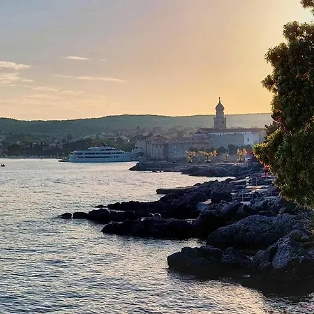 公寓 Nelamore - Krk Town, 300 Meters To The *